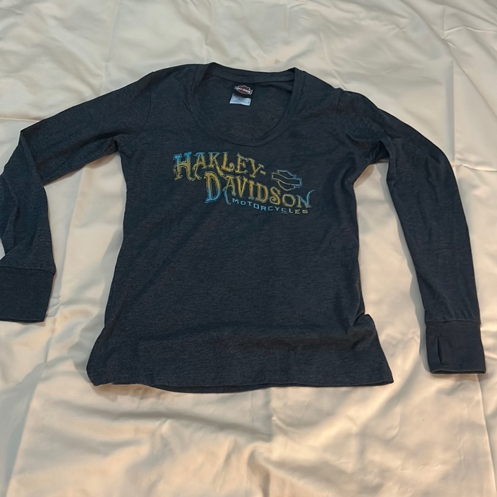 Heather Grey Harley Davidson long sleeve T shirt. Size LG(fits like a medium.)